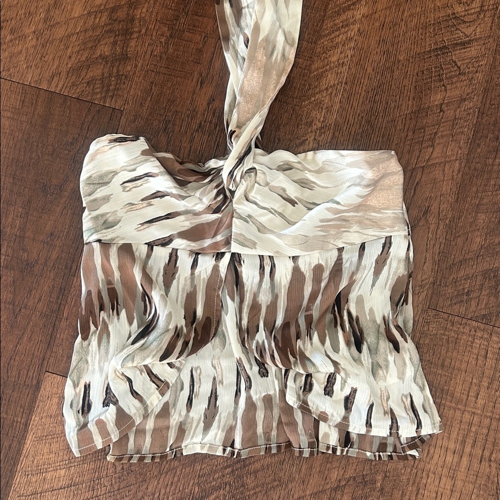 12th Tribe - Taza Abstract Satin Halter Top - Picture 6 of 8